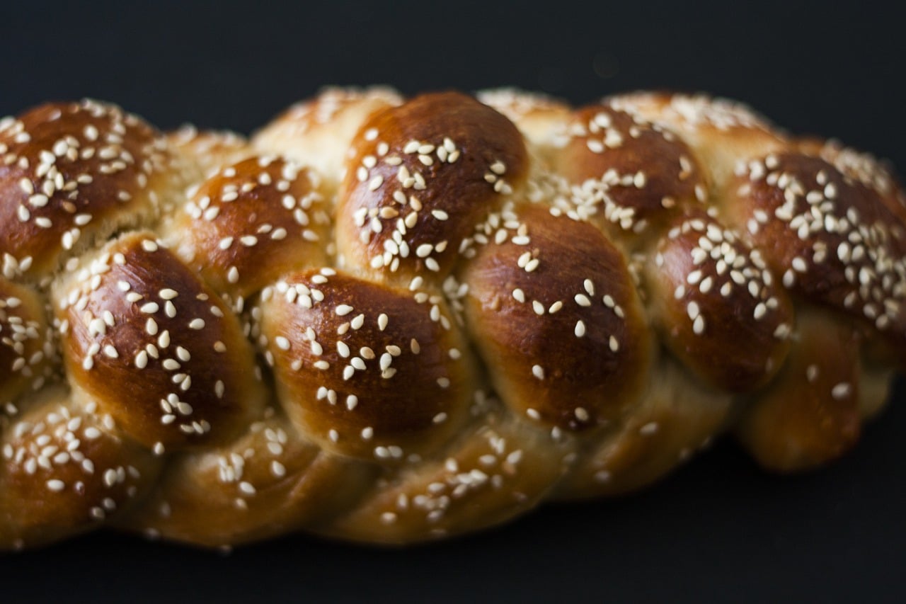 לחם